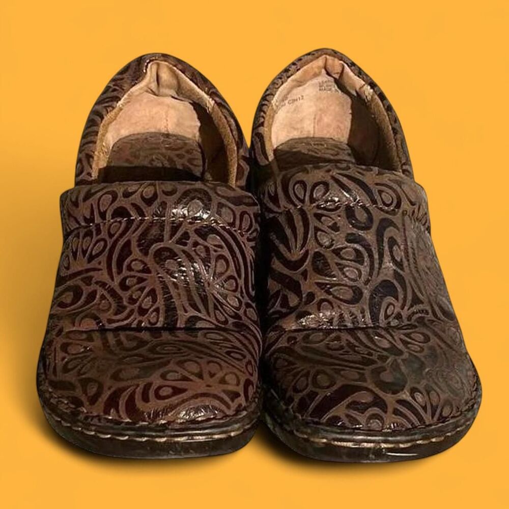 B.O.C. CIH12 Brown leather clogs with dark brown paisley design Size 8.5 / 40